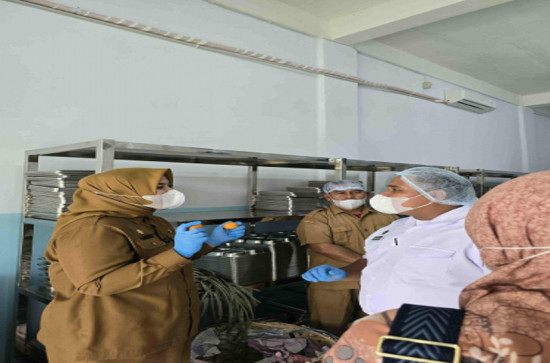 Mengikuti kegiatan alur proses produksi dan distribusi SPPG Desa Lereng