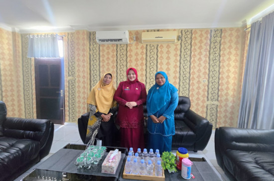 PLT Camat Intan Monica Sandra Sambut IGTKI, Persiapan Perayaan Hari Batik Nasional